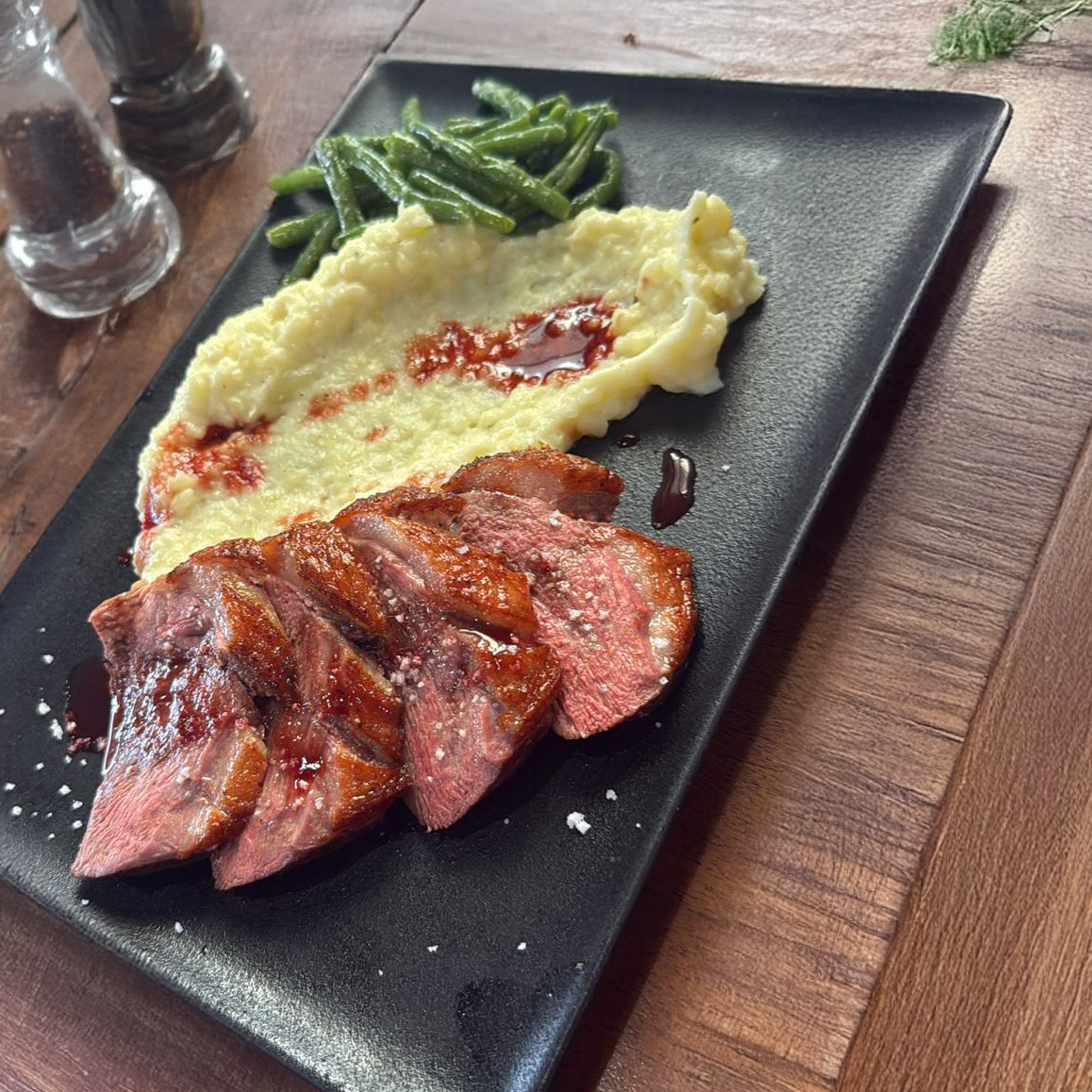 Viande grillée